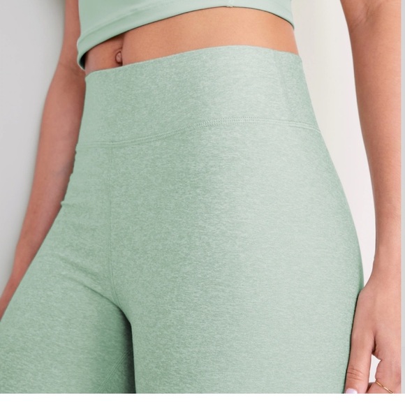 NWT OLD NAVY Extra High-Waisted Cloud+ 7/8 Leggings Color: Briny Water  LARGE - Picture 4 of 6